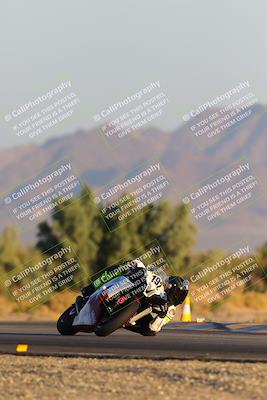 media/Nov-19-2023-CVMA (Sun) [[1f3d1b7ccb]]/Race 18 Supersport Middleweight/